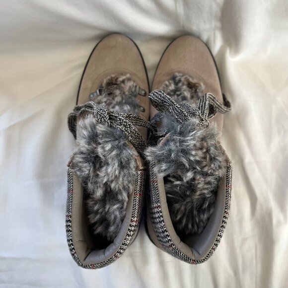 Sam Edelman Darrah Suede Biege Wool Blend Faux Fur Ankle Boot | Size 8 - Picture 7 of 11